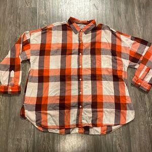 Old Navy orange, white, & red flannel button down long sleeve shirt